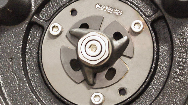 Bild på tuggerpump sett underifrån